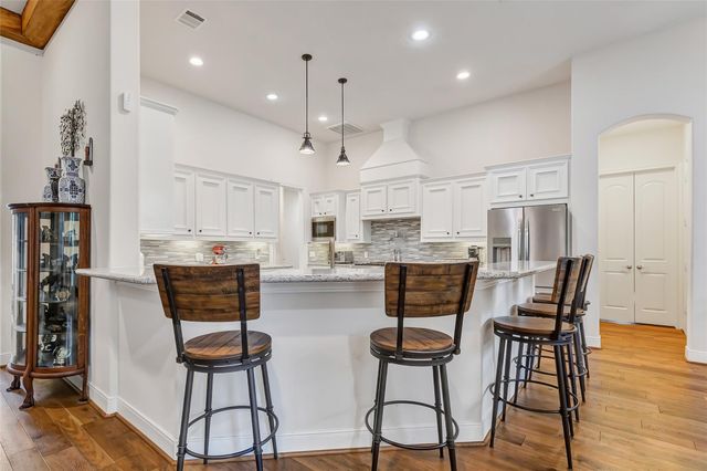 229 Sundog Road, Huntsville, TX 77340
