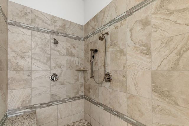 229 Sundog Road, Huntsville, TX 77340
