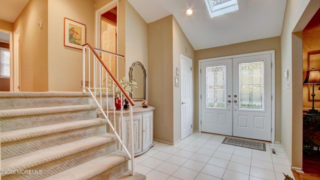 8 Manor Drive, Manalapan, NJ 07726