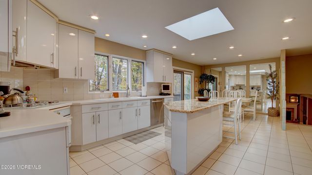 8 Manor Drive, Manalapan, NJ 07726