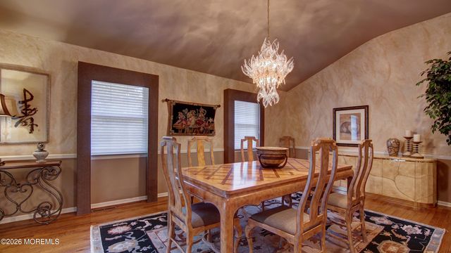 8 Manor Drive, Manalapan, NJ 07726