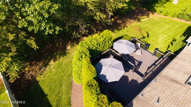 8 Manor Drive, Manalapan, NJ 07726