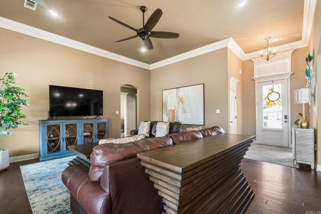 3211 Robbins Drive, Bryant, AR 72022