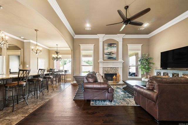 3211 Robbins Drive, Bryant, AR 72022