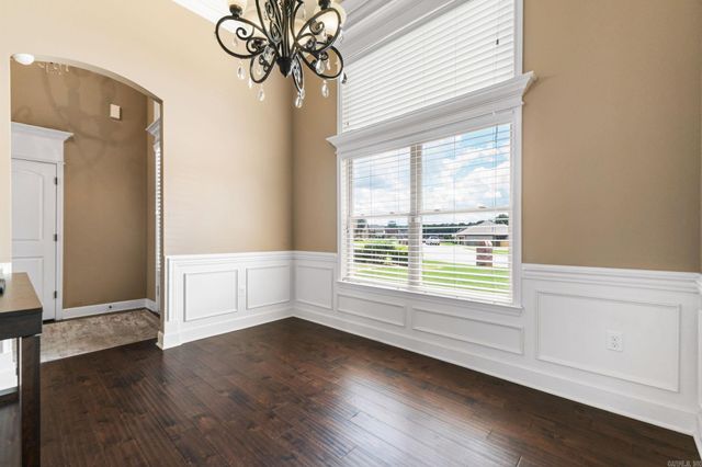 3211 Robbins Drive, Bryant, AR 72022