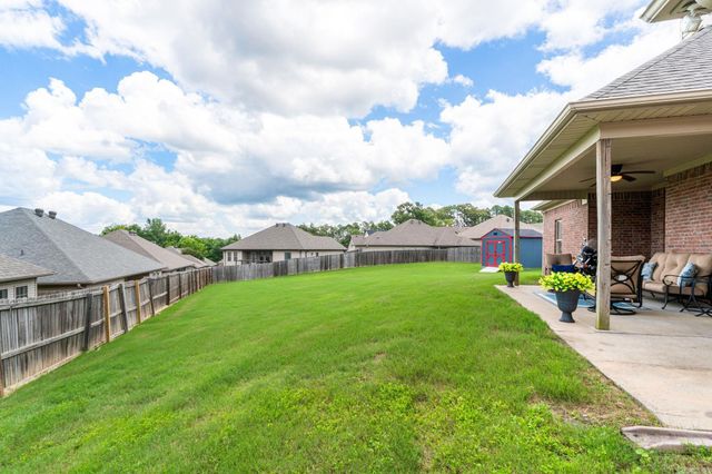 3211 Robbins Drive, Bryant, AR 72022