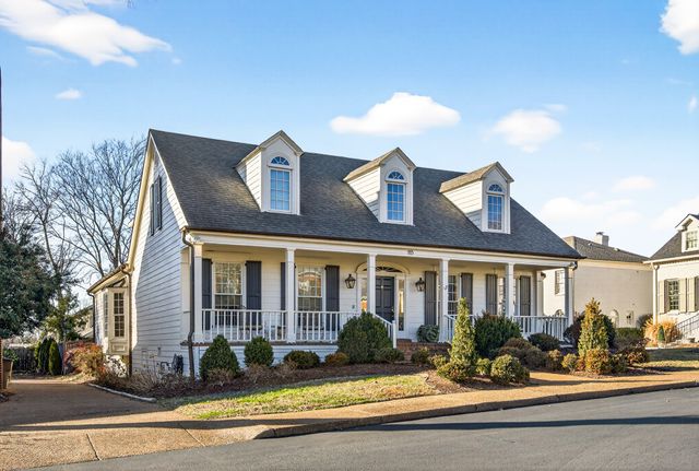 115 Chatsworth Dr, Nashville, TN 37215
