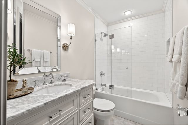 115 Chatsworth Dr, Nashville, TN 37215