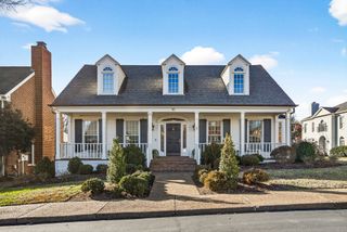 115 Chatsworth Dr, Nashville, TN 37215
