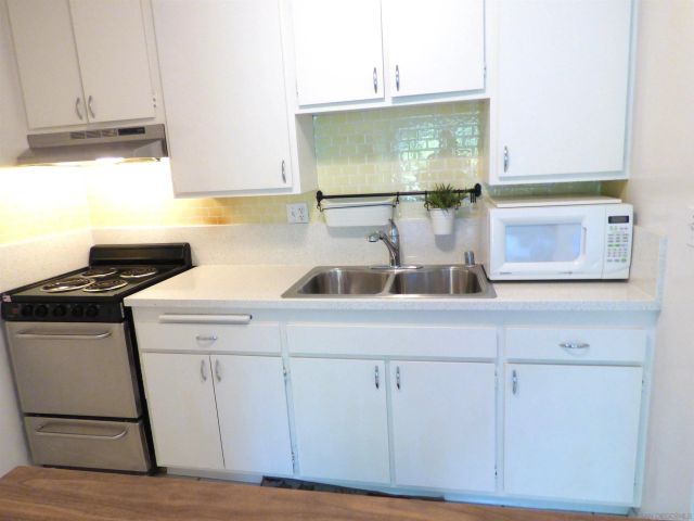 1645 Emerald Street 2C, San Diego, CA 92109