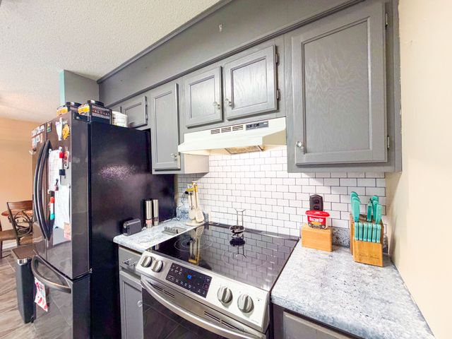 1324 Sunnybrooke Ct, Pulaski, TN 38478