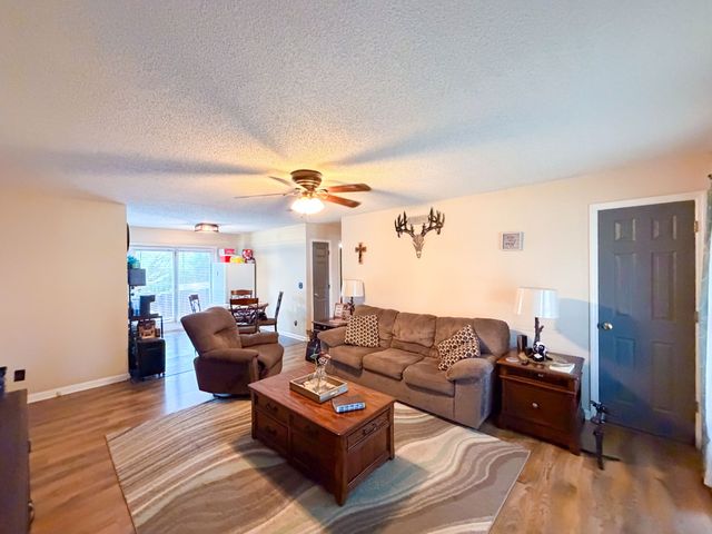 1324 Sunnybrooke Ct, Pulaski, TN 38478