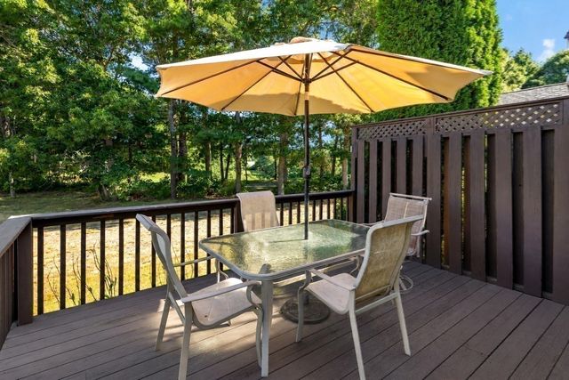 125 Leisure Green Dr 167, Mashpee, MA 02649