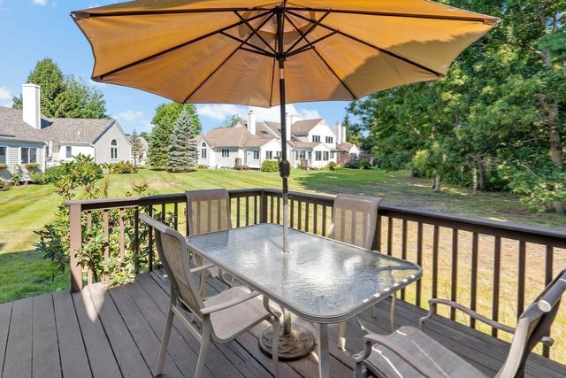 125 Leisure Green Dr 167, Mashpee, MA 02649