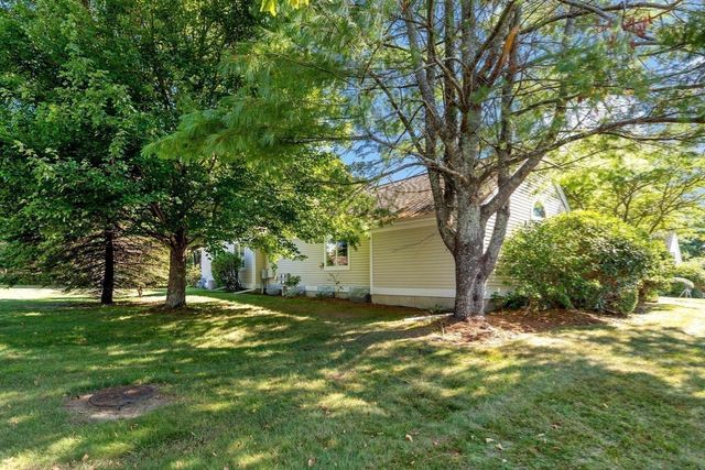 125 Leisure Green Dr 167, Mashpee, MA 02649