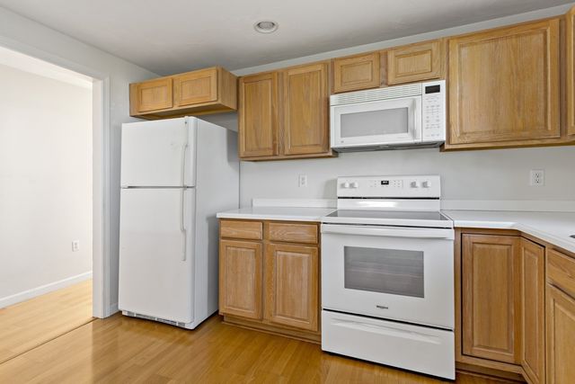 125 Leisure Green Dr 167, Mashpee, MA 02649