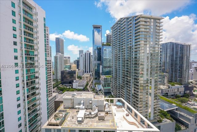 41 SE 5th St 1908, Miami, FL 33131