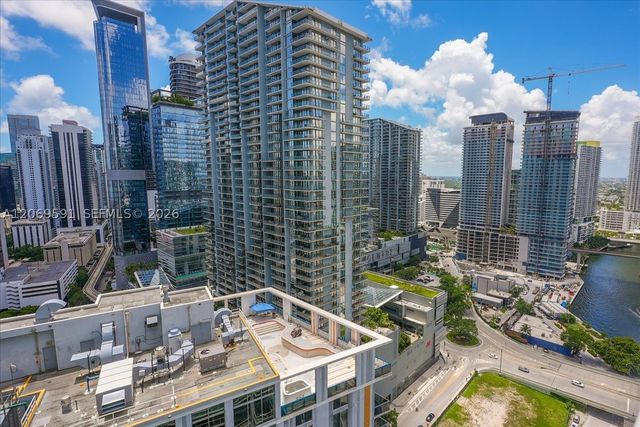 41 SE 5th St 1908, Miami, FL 33131