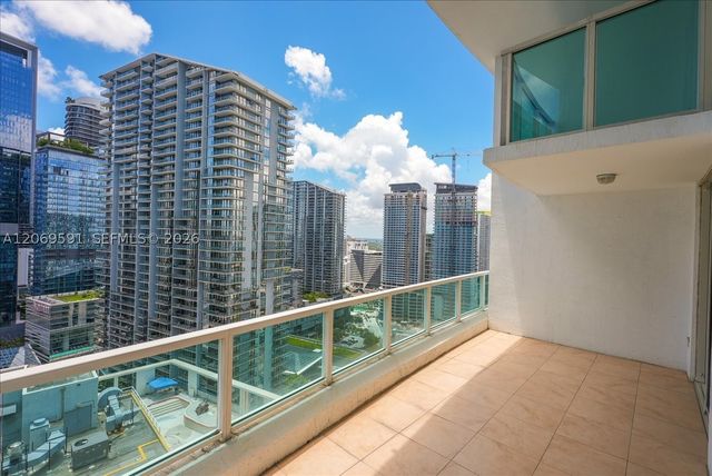 41 SE 5th St 1908, Miami, FL 33131
