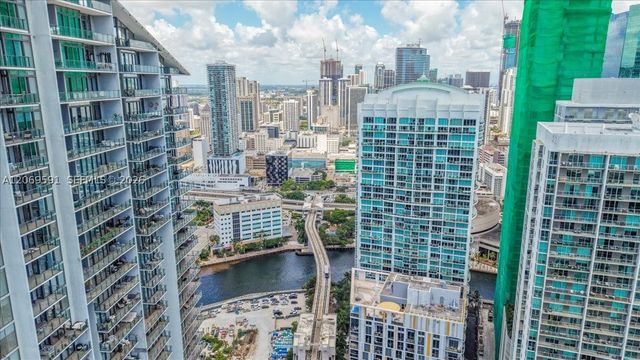 41 SE 5th St 1908, Miami, FL 33131