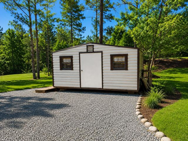 851 Stansbury Mountain Road, Copperhill, TN 37317