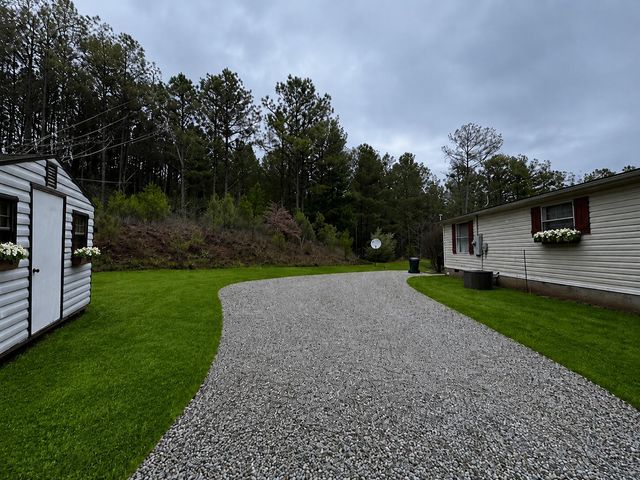 851 Stansbury Mountain Road, Copperhill, TN 37317
