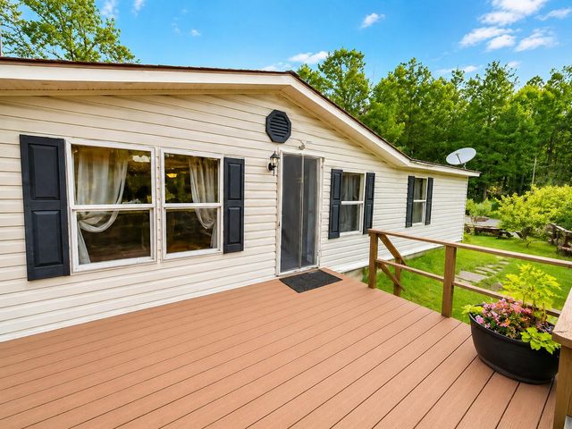 851 Stansbury Mountain Road, Copperhill, TN 37317