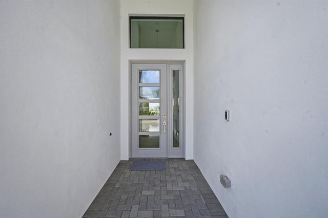 13128 Feathering Way, Palm Beach Gardens, FL 33412