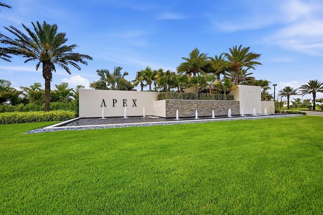 13128 Feathering Way, Palm Beach Gardens, FL 33412