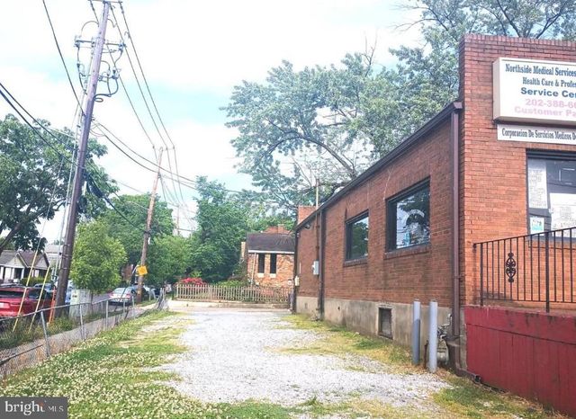 4121 MINNESOTA AVE NE, Washington, DC 20019