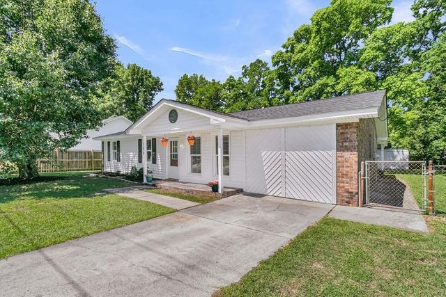 109 Camellia Road, Goose Creek, SC 29445