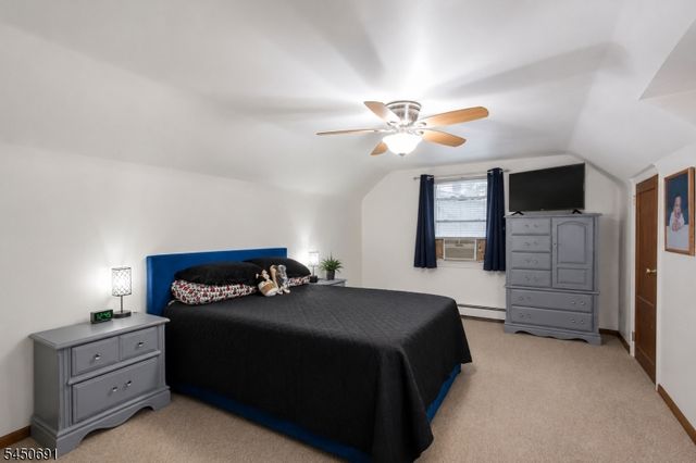 340 Saddle River Rd, Saddle Brook Twp., NJ 07663
