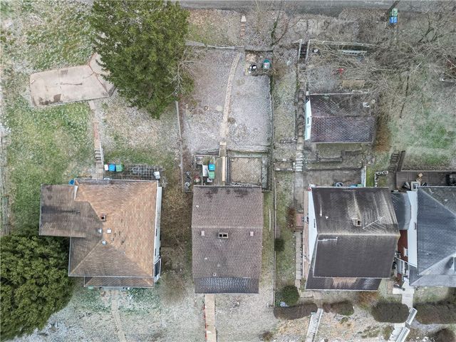 3003 Home Ave, Castle Shannon, PA 15234