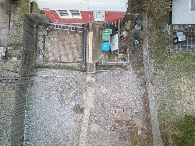 3003 Home Ave, Castle Shannon, PA 15234