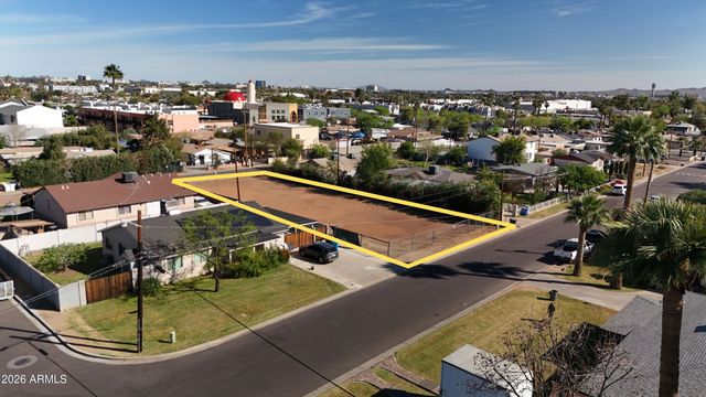 1915 N 31ST Street -, Phoenix, AZ 85008