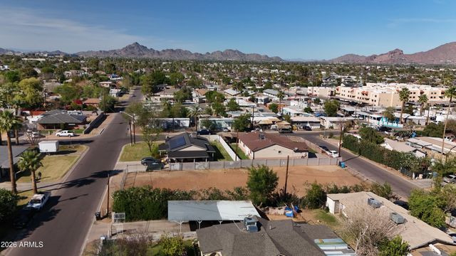 1915 N 31ST Street -, Phoenix, AZ 85008