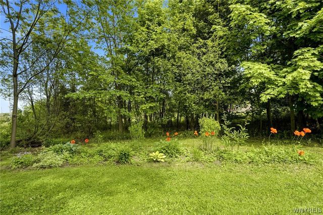 3330 East Pleasant Drive, Hamburg, NY 14075