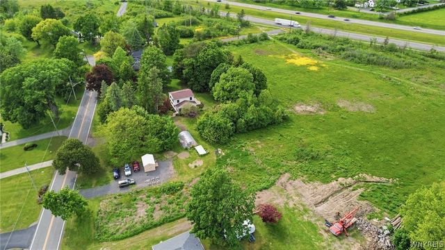 3330 East Pleasant Drive, Hamburg, NY 14075