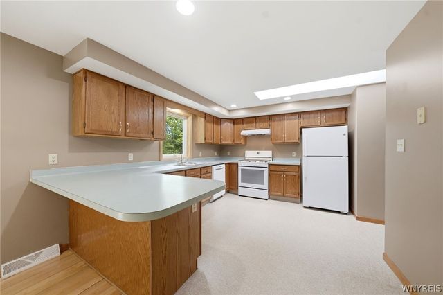 3330 East Pleasant Drive, Hamburg, NY 14075