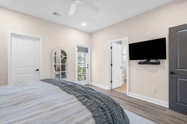 641 N Laurel Street, Summerville, SC 29483