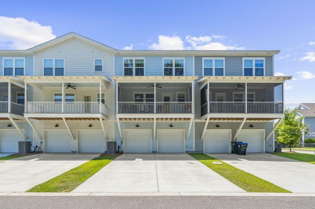641 N Laurel Street, Summerville, SC 29483