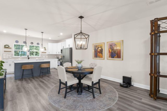 641 N Laurel Street, Summerville, SC 29483