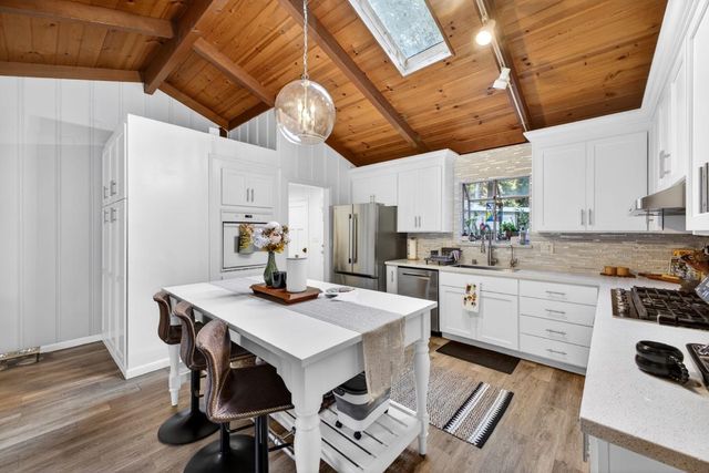 954 Scenic Way, Ben Lomond, CA 95005