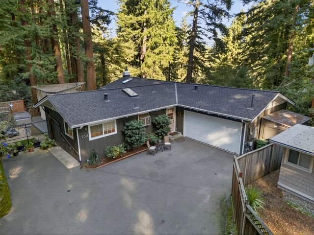 954 Scenic Way, Ben Lomond, CA 95005