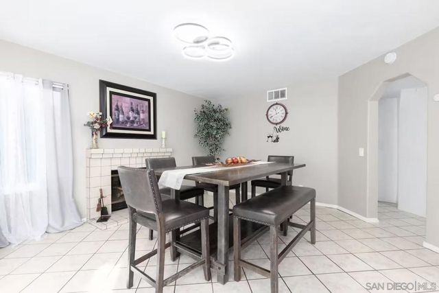 24643 Leafwood Drive, Murrieta, CA 92562