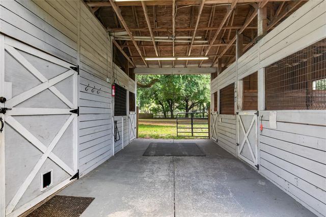 32040 CHESTNUT LANE, Sorrento, FL 32776