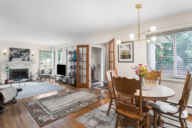 721 N COQUILLARD Drive, South Bend, IN 46617