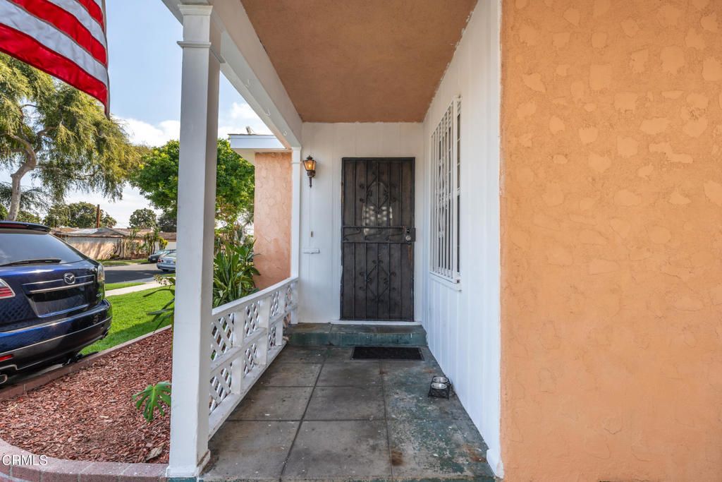 2428 Glenwood Place, South Gate, CA 90280 — photo 3