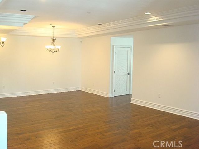 10640 WOODBRIDGE Street 107, Toluca Lake, CA 91602