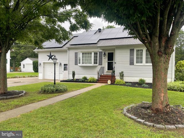 63 SPARKS AVE, Pennsville, NJ 08070